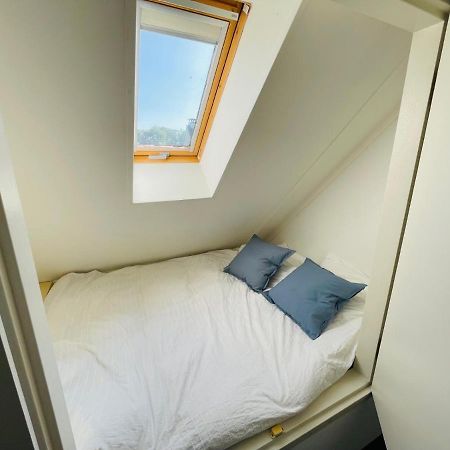 Vakantiehuis Aan Het Water In Friesland Sint Nicolaasga Ngoại thất bức ảnh